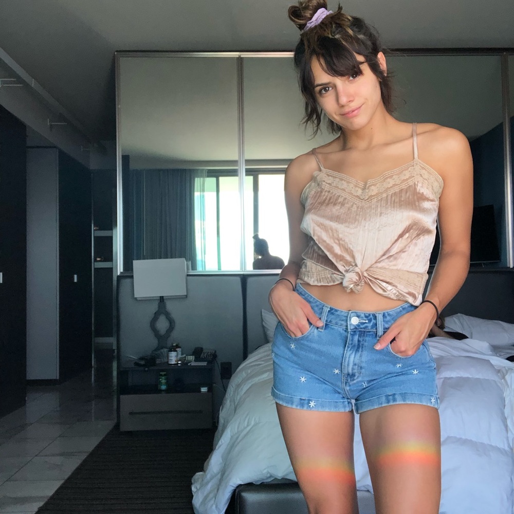 Tan silky top w lace trim
